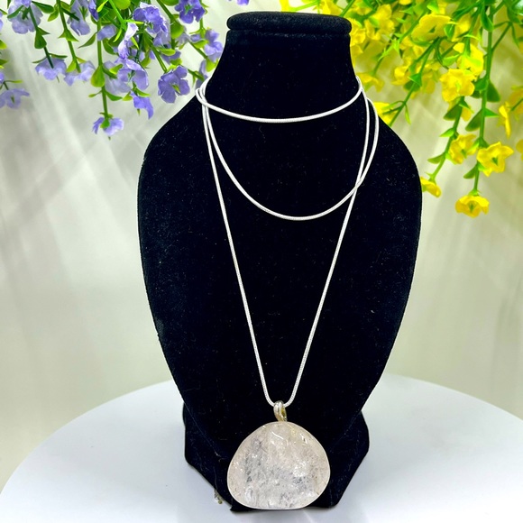 Jewelry - Engine Quartz Vintage Oversized Stone Pendant on 24 Inch Sterling Plated Chain